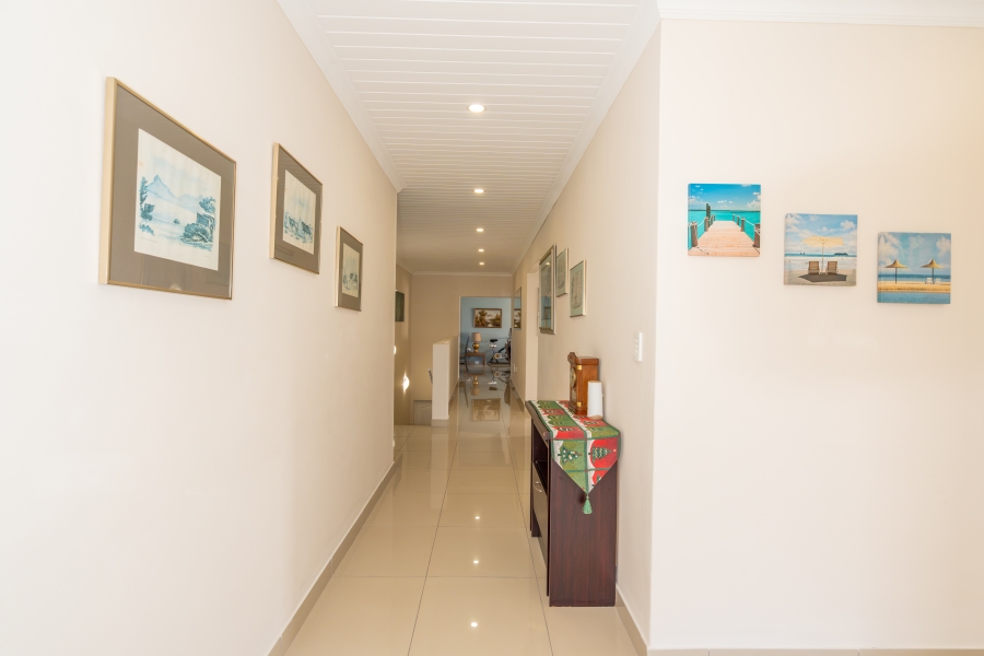 4 Bedroom Property for Sale in Myburgh Park Western Cape